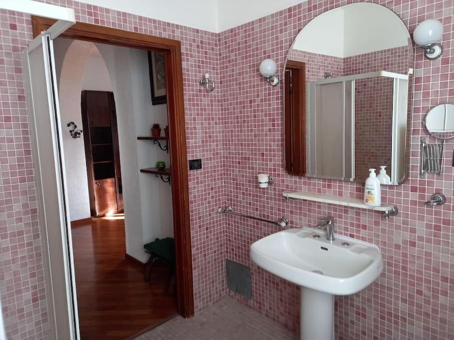 شقة Casa Lola ليفورنو المظهر الخارجي الصورة