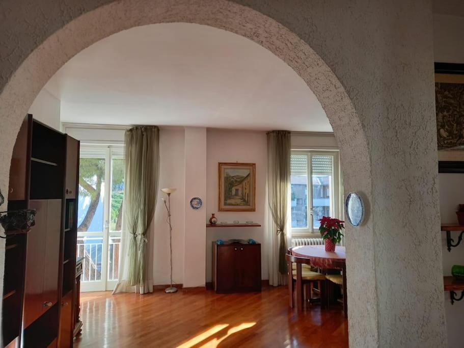 شقة Casa Lola ليفورنو المظهر الخارجي الصورة
